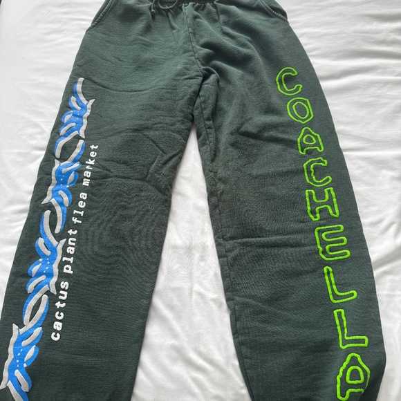 Coachella 2022 Sweatpants - Picture 1 of 3